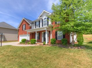 1719 Durham Park Ln, Knoxville, TN 37918