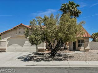 820 Chimney Rock Dr, Henderson, NV 89002
