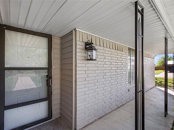 4th image of 281 Weldon Dr