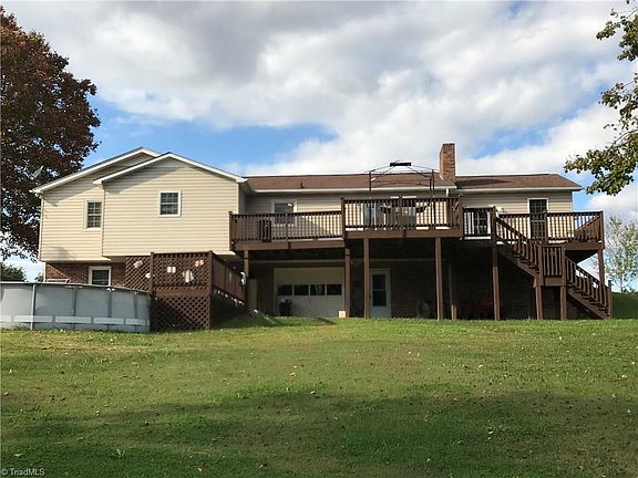 5th image of 285 Marion Dr
