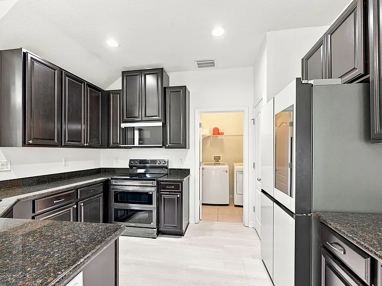 5156 Bay Isle Cir — Photo 11