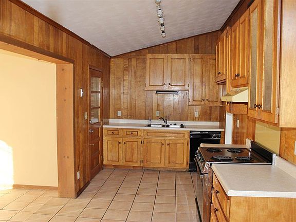 3rd image of 5125 Ginger Cir
