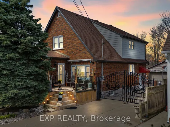 5367 Kitchener St, Niagara Falls, ON L2G 1B6