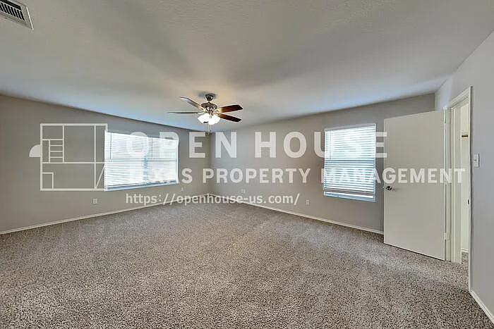 8516 Star Thistle Dr — Photo 9