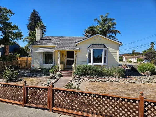 439 Stanford Ave, Santa Cruz, CA 95062