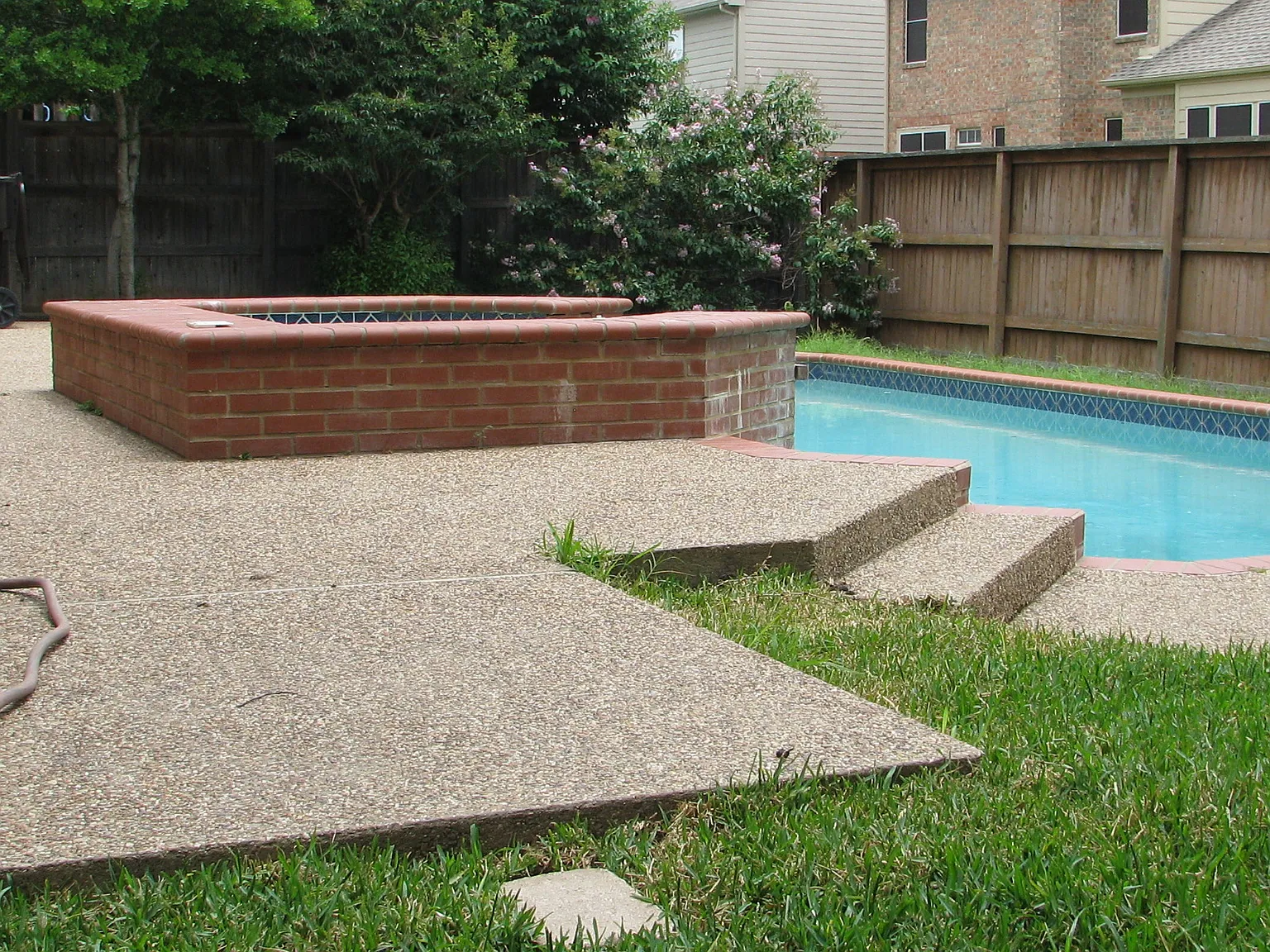 5 bed, 2.5 bath, 3025 sqft, $3,200 — Photo 4