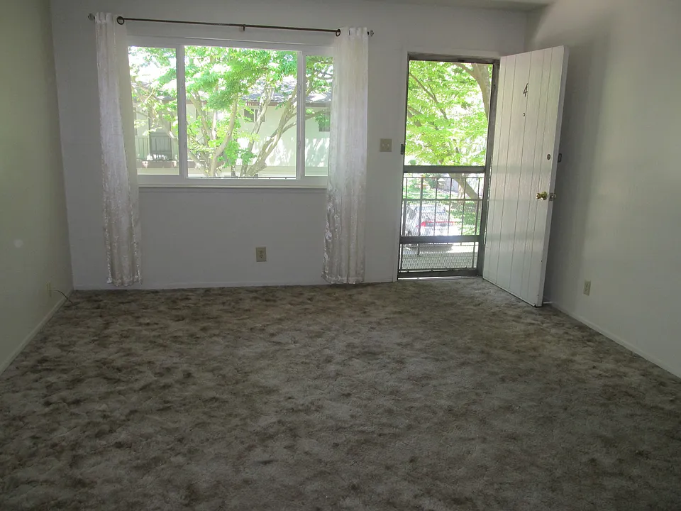 Entry into living room