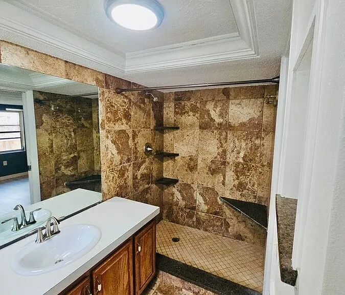 9100 Hunt Club Ln — Photo 24