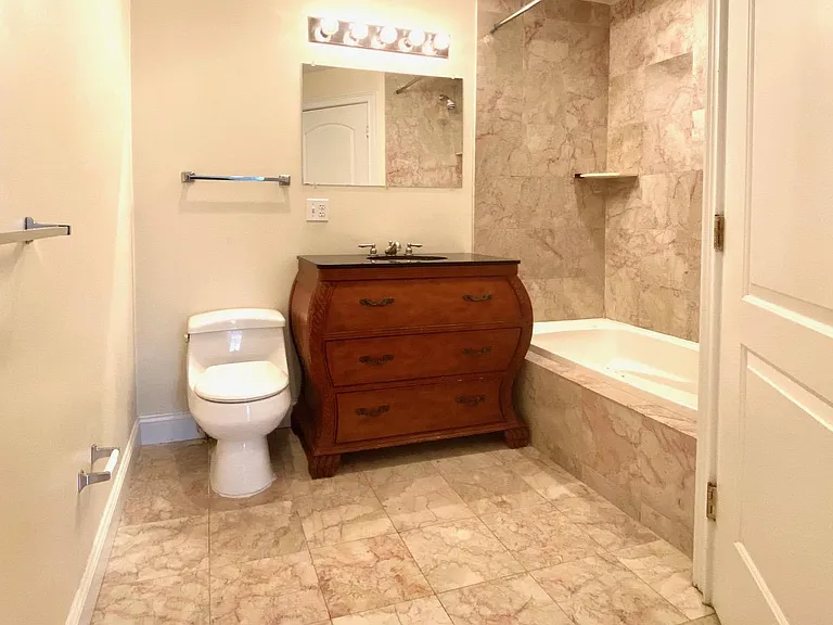 661 Bennington St #2 — Photo 13