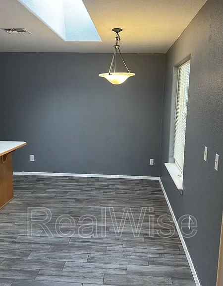 1951 SW Betty Ln — Photo 11