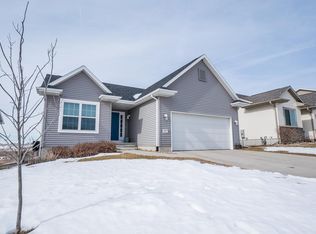 4917 Millenium Dr, Cedar Falls, IA 50613