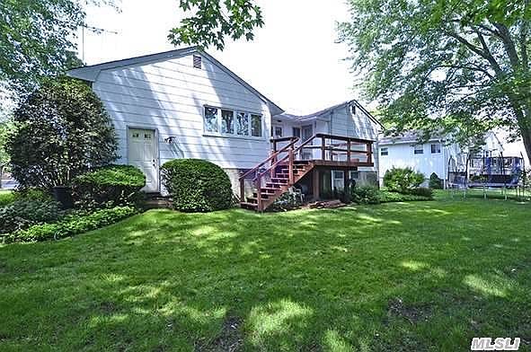 2nd image of 32 Melbourne Ln