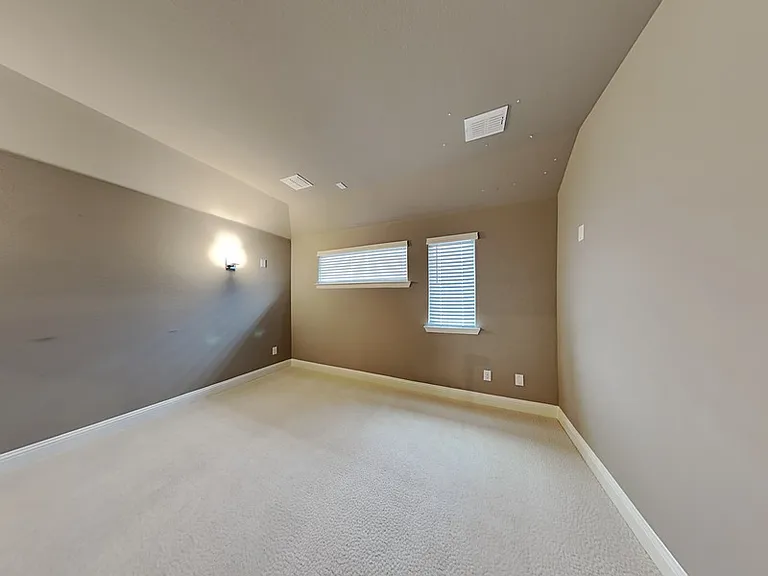 8262 Ottowa Rdg — Photo 23