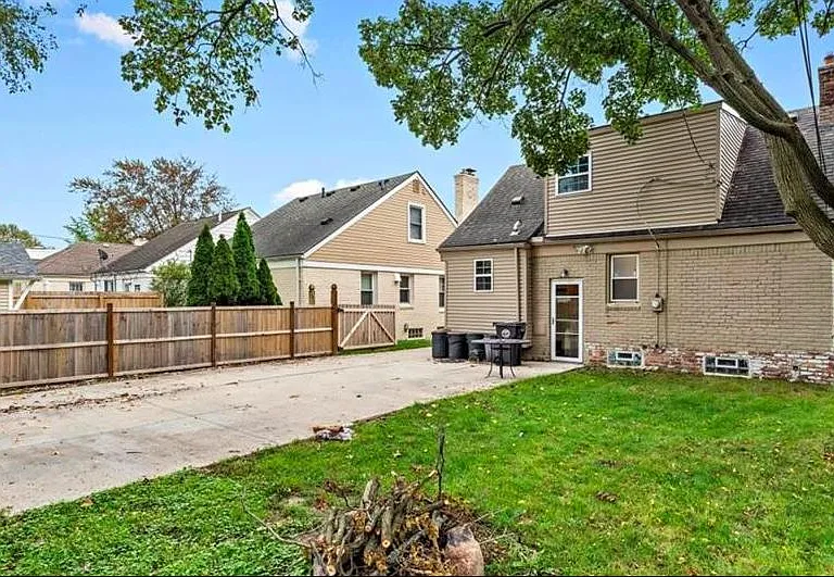 426 Hillcrest Ave — Photo 20