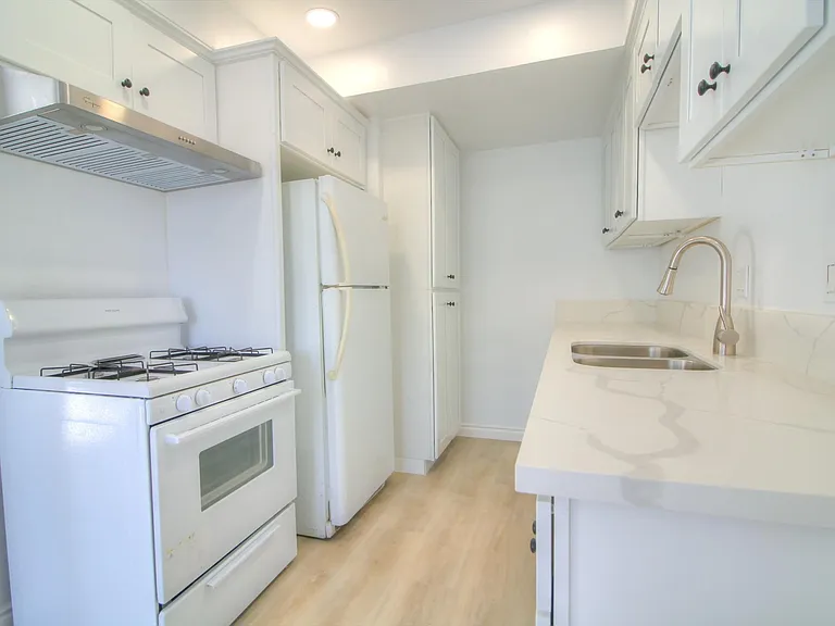 1831 Ramona Ave #1 — Photo 10