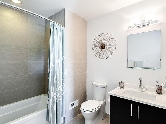 5th image of 740 S Columbus Blvd Unit 72