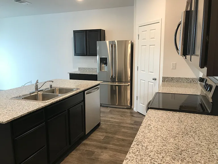 9870 Coastal Fog Dr — Photo 2