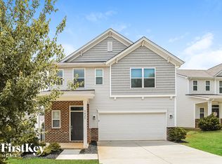 9025 Evans Woods Dr, Charlotte, NC 28215