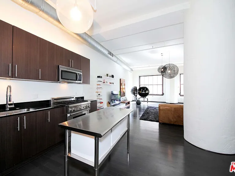1645 N Vine St #603 — Photo 13