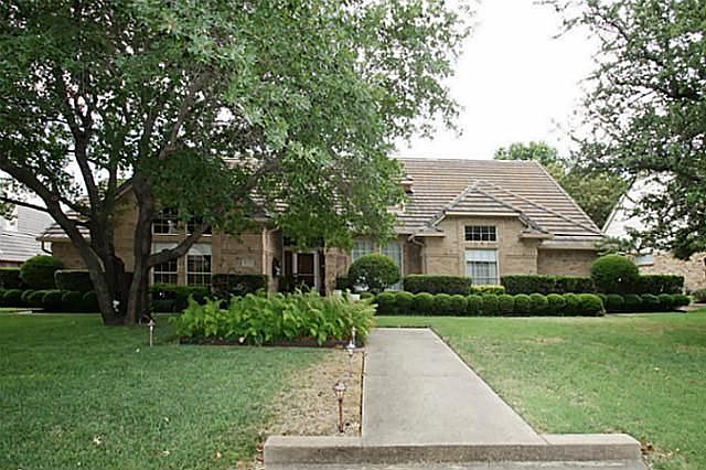 1st image of 926 Wellington Dr