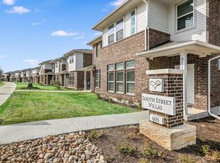 605 W South St N #82, Leander, TX 78641