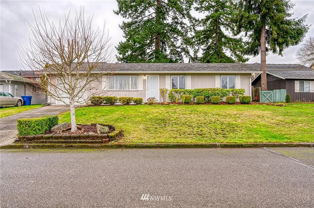 28901 44th Pl S photo 1