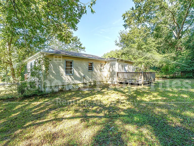 821 Alden Ave — Photo 8
