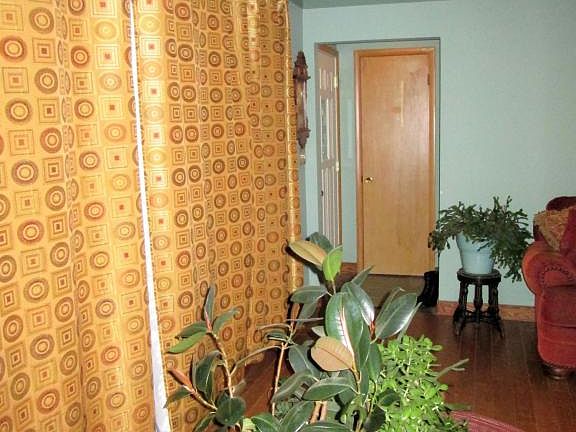 5th image of 3825 Carlton Park Dr SW