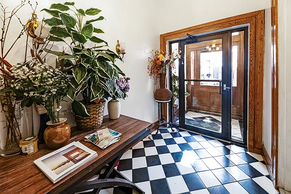 Rented by Blackwater Associates Inc. | media 10