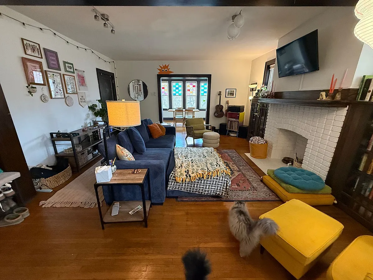 Building Photo - 202 - 204 S Braddock