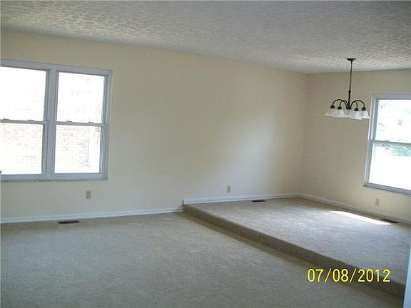 3rd image of 2754 Kay Ellen Dr