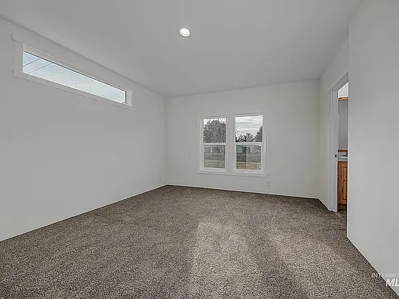 2750 Alden Rd #8 — Photo 9