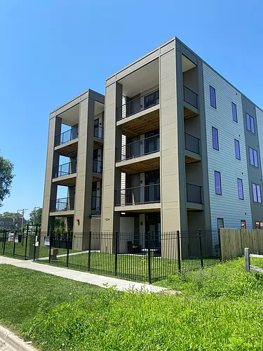 1534 E 66th Pl #3E Photo 1
