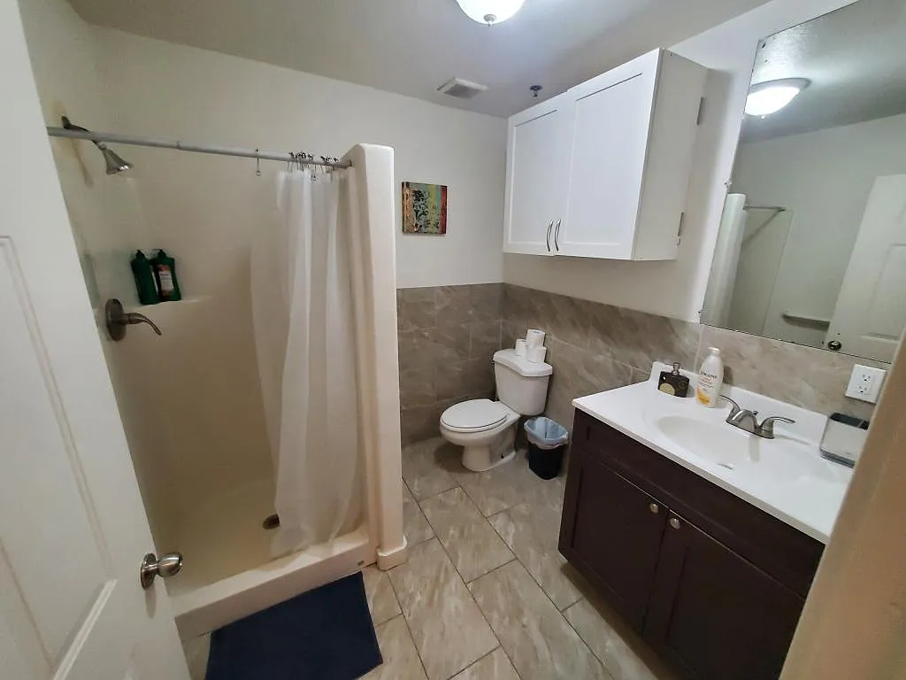 26 N Selig, Apartment D — Photo 3