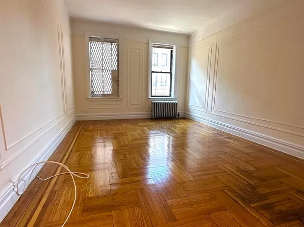 (undisclosed Address), Bronx, NY 10467