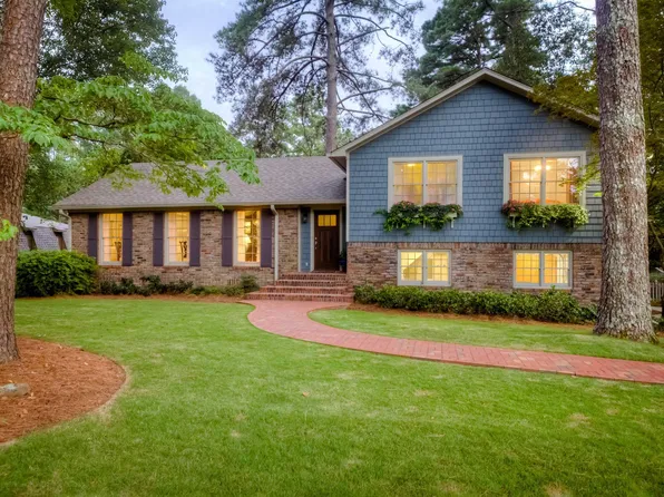 3412 Watertown Pl, Vestavia, AL 35243