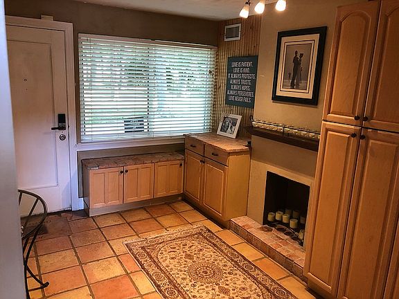 Entryway/Mud room
