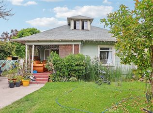 322 N Carmelo Ave, Pasadena, CA