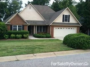 514 Chippendale Ln, Boiling Springs, SC 29316
