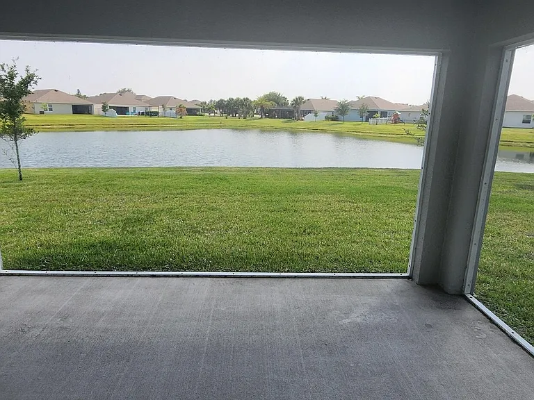 586 Cooper Ct SW — Photo 21