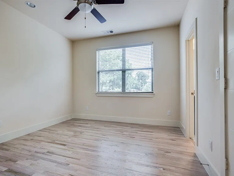 4316 Hartford St #31 — Photo 17