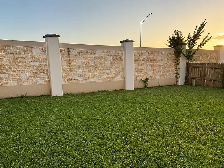 3204 Neuburg Ct — Photo 10