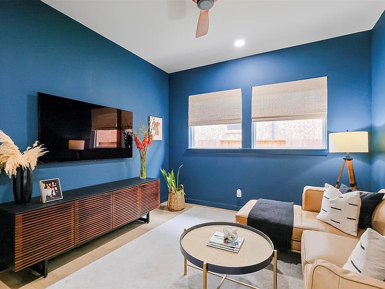 2310 Precision Ln — Photo 10