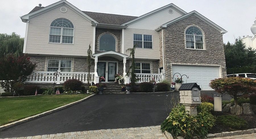 1st image of 3 Gianna Ct