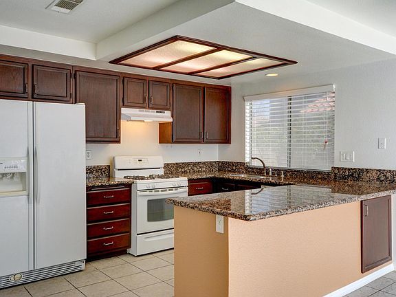 4th image of 1505 Heather Oaks Way