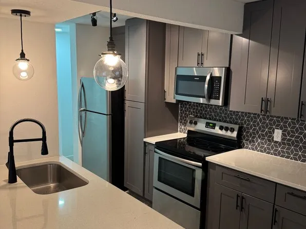 4321 Mount Vernon St #9, Houston, TX 77006