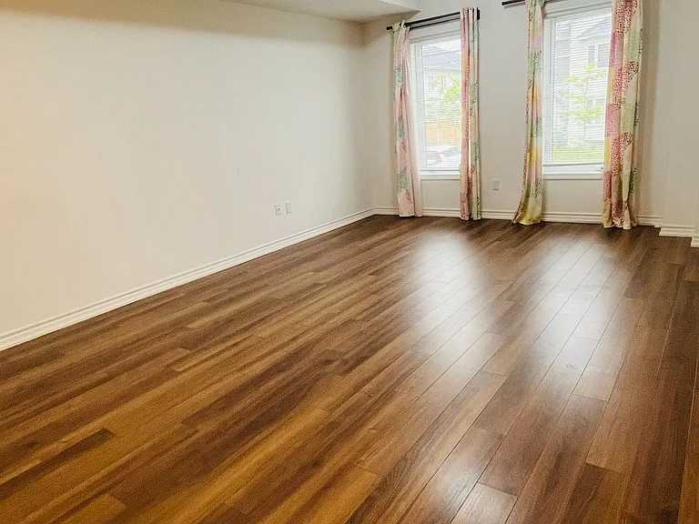 1040 Elton Way #5 — Photo 4