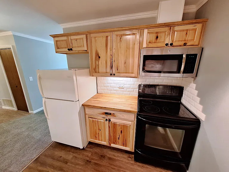 380 Paradise Cir #C8 — Photo 8