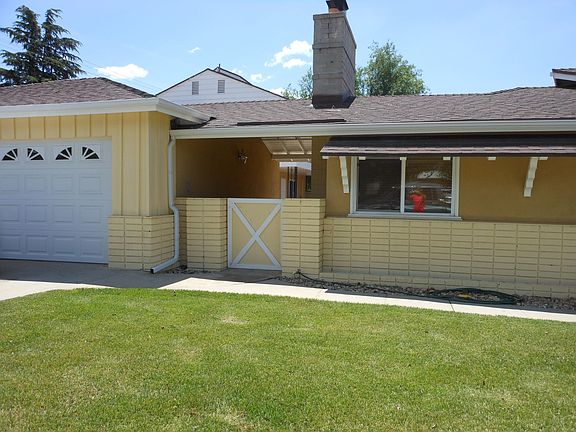 Gated entrance to unit