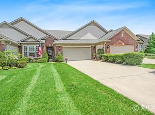 24331 Sand Lake Ln, Brownstown, MI 48134